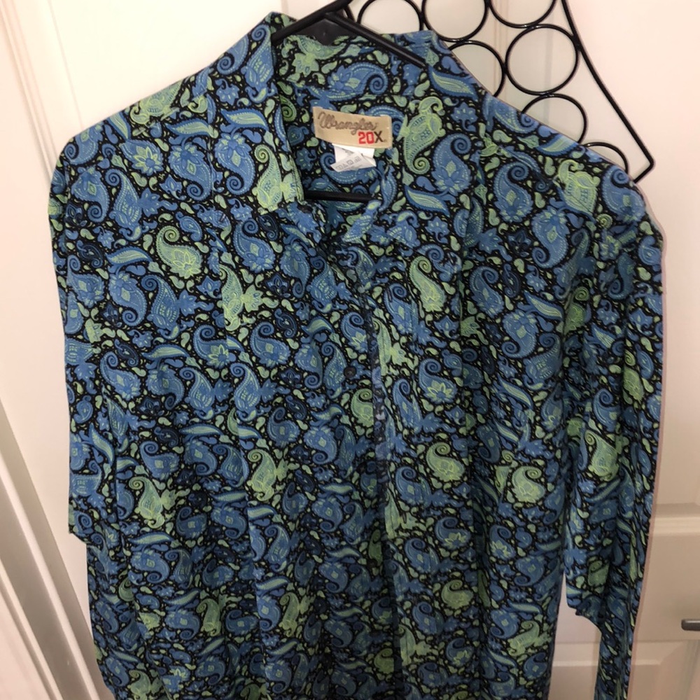 XL Wrangle Advanced Comfort💯 Paisley blue, green, dark navy/black Like new!